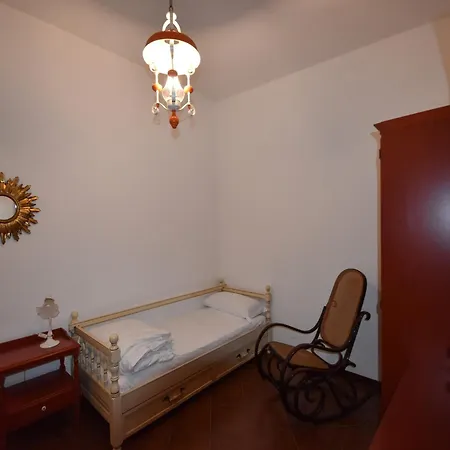 Nyaraló In Valdora With Maggiore Views *