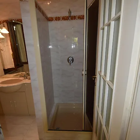 In Valdora With Maggiore Views Nyaraló